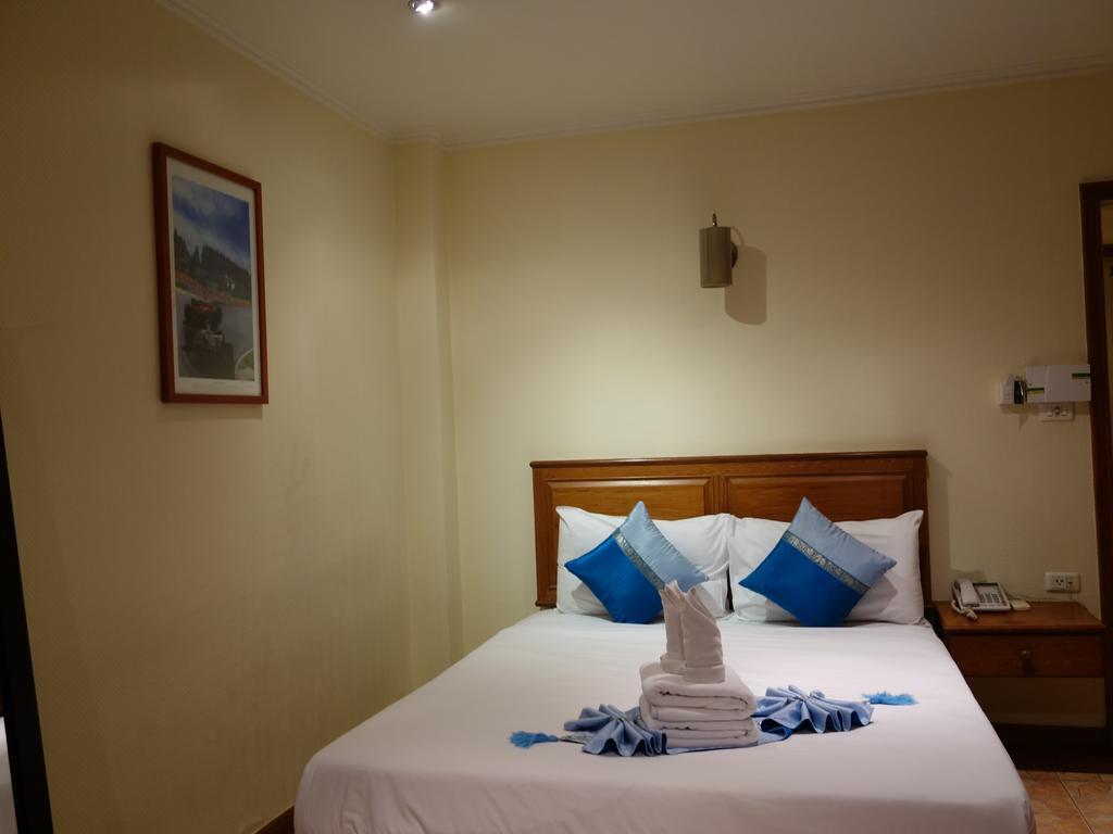 Secrets Hotel Pattaya Exterior photo