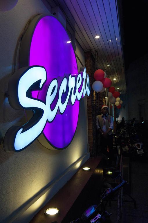 Secrets Hotel Pattaya Exterior photo