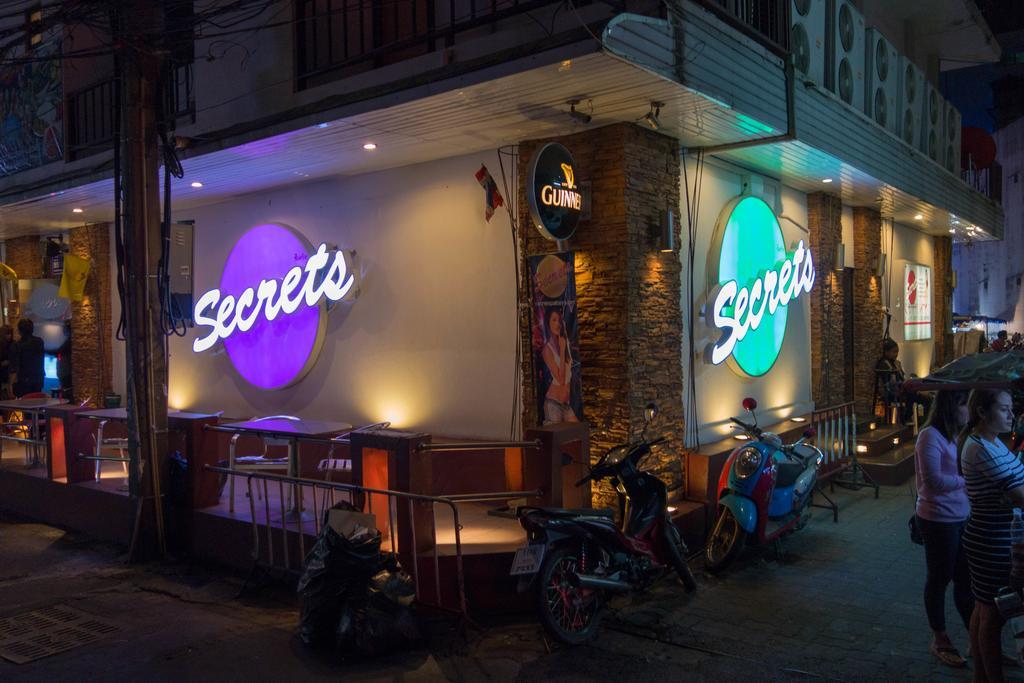 Secrets Hotel Pattaya Exterior photo
